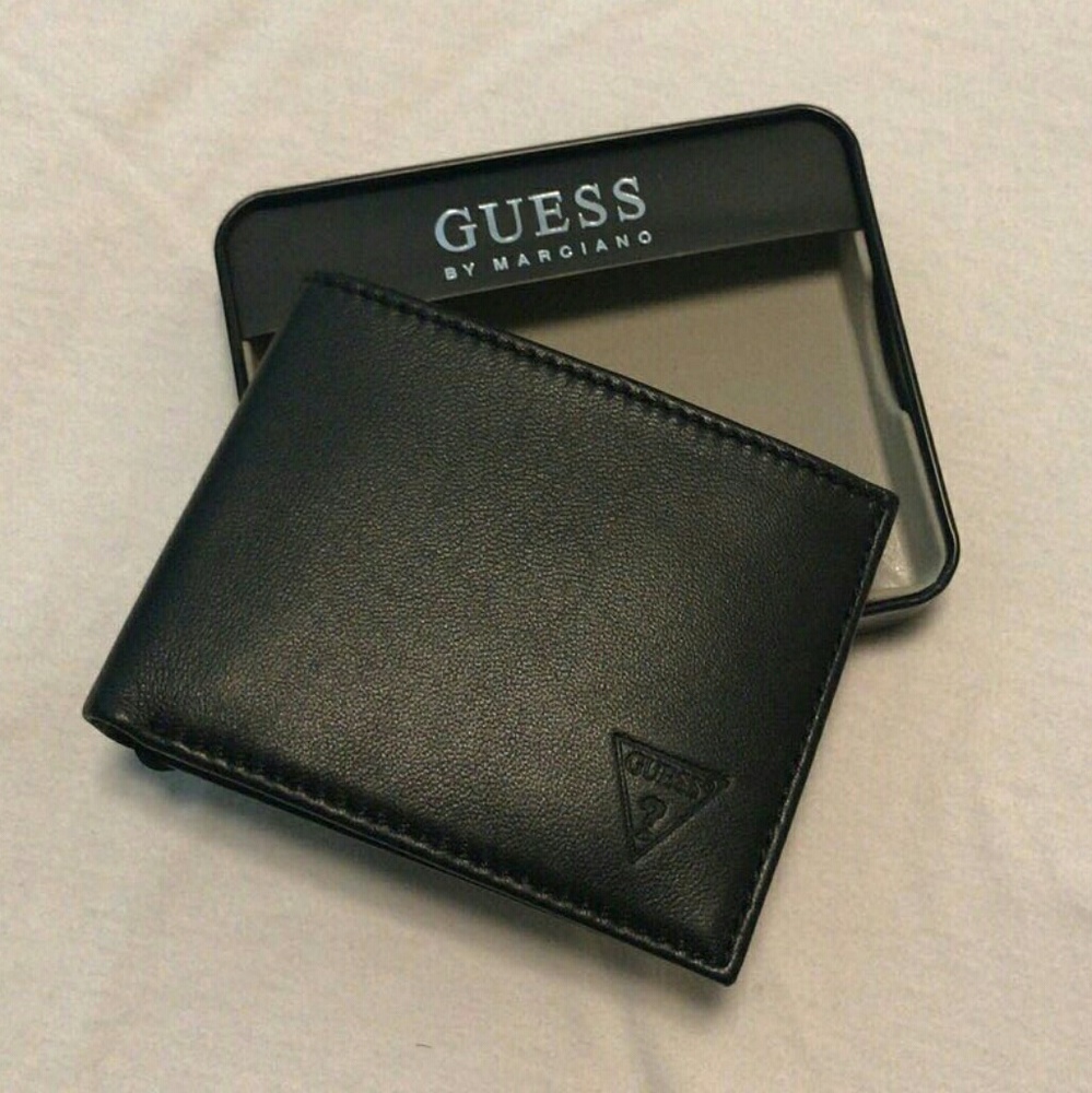 *Host pick* authentic GUESS leather wallet New IB